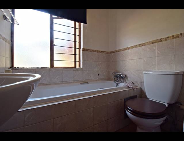 2 BEDROOM APARTMENT FOR SALE IN MONTANA